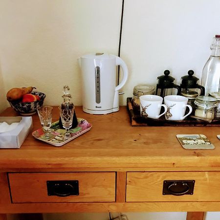 Bed and Breakfast Upper Wood End Farm Marston Moreteyne Esterno foto