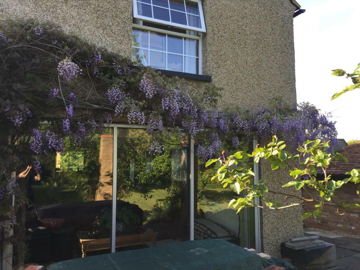 Bed and Breakfast Upper Wood End Farm Marston Moreteyne Esterno foto