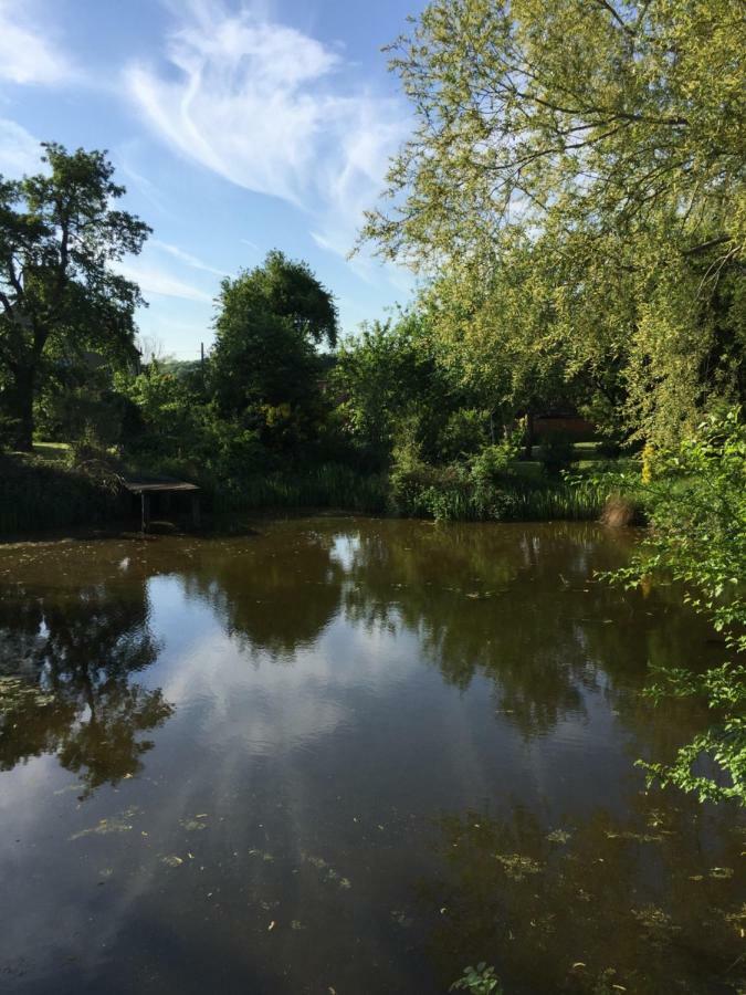 Bed and Breakfast Upper Wood End Farm Marston Moreteyne Esterno foto